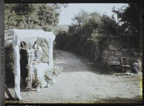 Image représentant Le reposoir de Notre-Dame de Kergoat sur le parcours de la Grande Troménie