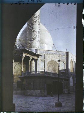 Image représentant La cour de la mosquée Abbas