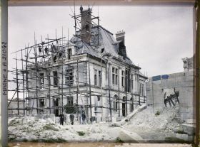Image représentant Reconstruction de la mairie