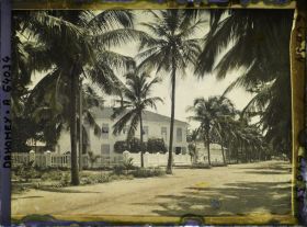 Image représentant L'avenue de la Chambre de Commerce (?) dans le quartier européen