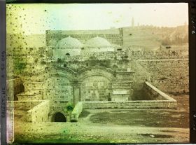 Image représentant La Porte Dorée, vue de l'intérieur