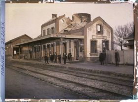 Image représentant La gare de Fère-Champenoise en ruine