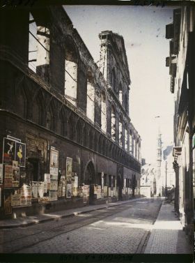 Image représentant Belgique, Louvain, Façade principale de la Bibliothèque, rue de Namur