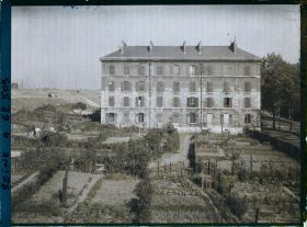 Image représentant Le Bastion 34 dans la zone des anciennes fortifications entre les portes des Poissonniers et de la Chapelle