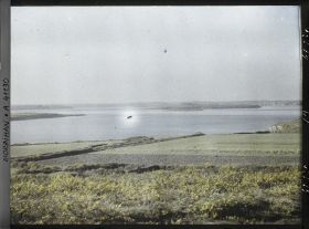 Image représentant Les îlots d'Er Lannic et de Gavrinis vus depuis Arzon