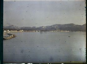 Image représentant De la corniche, vue sur la chapelle Notre-Dame de la Galline