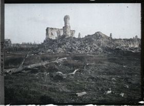 Image représentant France, Chaulnes, Eglise