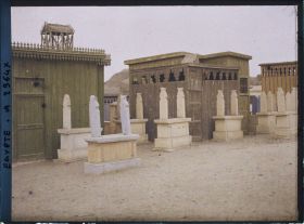 Image représentant Cimetière aux abords de la ville