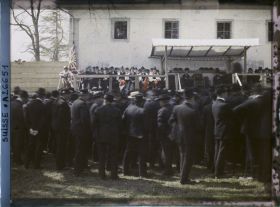 Image représentant Landsgemeinde du demi-canton d'Obwald au château de Landenberg