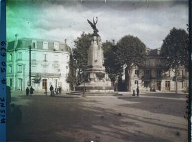 Image représentant France, Soissons, Place de la République et Banque de France