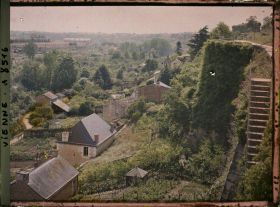 Image représentant Vue de la vallée du Clain, depuis le parc de Blossac, avec vue sur le parc d'artillerie