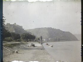 Image représentant Allemagne, St Goarhausen, une vue s/ le Rheinfels