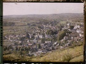 Image représentant Vue générale de la ville, prise de la route du Rieupeyroux