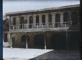 Image représentant Cour d'une mosquée