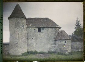Image représentant Tour et emplacement de pont-levis
