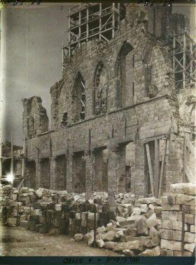 Image représentant Belgique, Ypres, Façade Nord des Halles