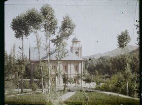 Image représentant Afghanistan, Paghman, Une vue vers la nouvelle Mosquée