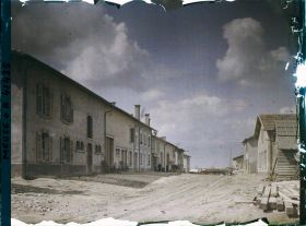 Image représentant France, Les Eparges, Grande rue