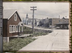 Image représentant Une rue vers l'église
