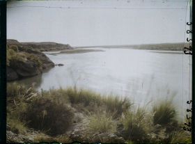 Image représentant Afghanistan, Ghirichk, Contre Jour sur l'Hilmend