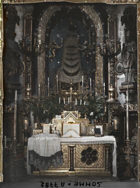 Image représentant Château de Moreuil. La chapelle, vue intérieure