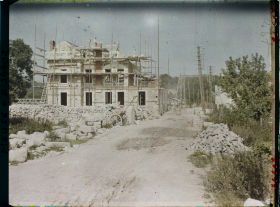Image représentant France, St Mihiel, Reconstructions rue Jeanne d'Arc