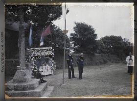 Image représentant Le reposoir de saint Théleau sur le parcours de la Grande Troménie