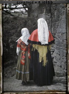 Image représentant Espagne, de Santiago à Padron, Fijo: Encore les mêmes vues de dos