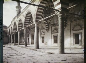 Image représentant Muradiye Camii ( Mosquée de Murad )