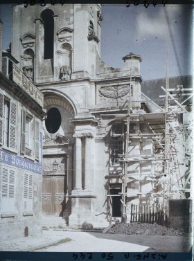 Image représentant France, Soissons, Restauration de la façade de St Léger