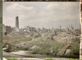 Image représentant Belgique, Ypres, Ruines vue prise de la rue au Beurre