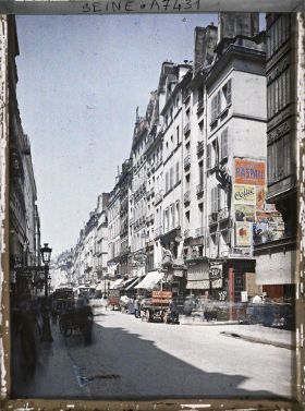 Image représentant La rue Saint-Honoré, à l'angle de la rue de la Sourdière