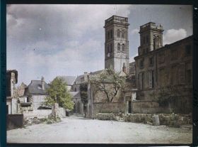 Image représentant France, Verdun, La Cathédrale vue de la Porte Châtel