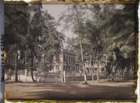 Image représentant L'avenue du Trésor dans le quartier européen