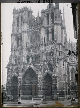 Image représentant France, Amiens, La Cathédrale