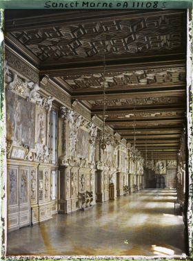 Image représentant France, Fontainebleau, Palais de Fontainebleau Galerie François 1er