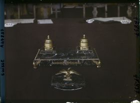 Image représentant Accords de Locarno, l'encrier ayant servi à la ratification du pacte de Sécurité