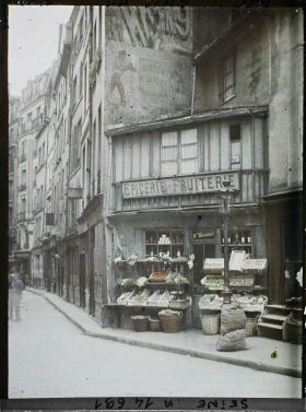 Image représentant La rue Galande, Epicerie-Fruiterie au 75