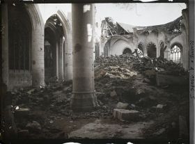 Image représentant France, Roye, Eglise (Intérieur)