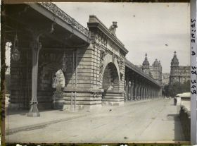 Image représentant Le viaduc de Passy, actuel pont de Bir-Hakeim