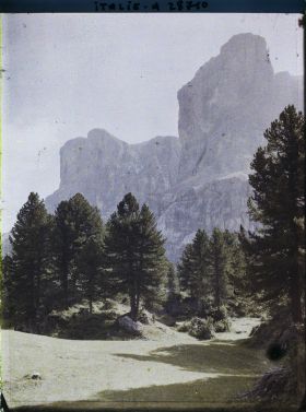 Image représentant Tyrol, Wolkenstein, Col du Groedner, Une vue sur les Mesules