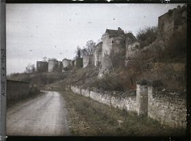Image représentant France, Coucy le Chau, Remparts (Côte Sud)