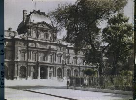 Image représentant Le pavillon Sully du Louvre