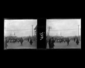 Image représentant Pompiers et passants