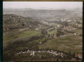 Image représentant Panorama vers l'est, pris du rocher Corneille