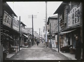 Image représentant rue commerçante