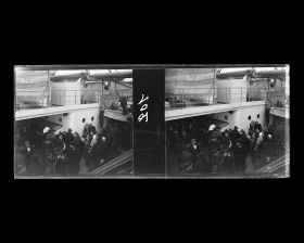 Image représentant Emigrants des 3emes classes sur l'entrepont