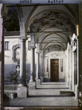 Image représentant Le portique de la Madonna del Sasso