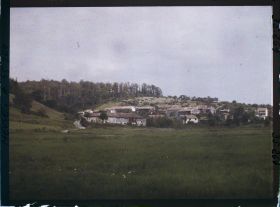 Image représentant France, La Chalade, La Chalade vue de la route