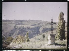 Image représentant France, Capdenac (Lot), Abords de Capdenac le haut le calvaire